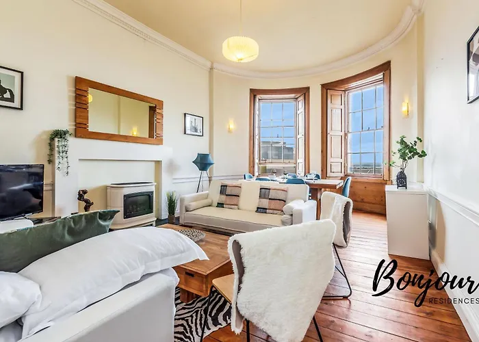 New Town 3Br-1Ba, St. James Centre - Free Parking By Bonjour Residences Edinburgh