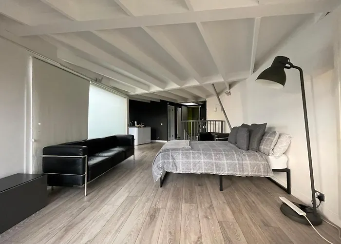 Lovely 1-Bed Apartment In Edinburgh