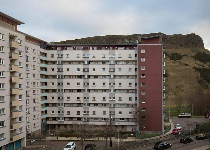 Holyrood New Apartment