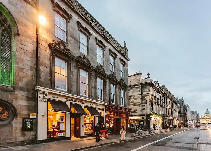 No. 1 Apartments- George IV Bridge
