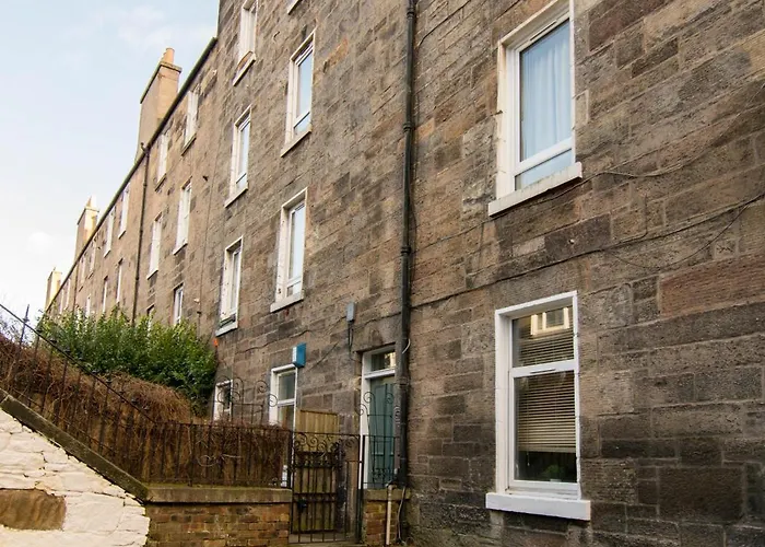 Salmond Place - 427
