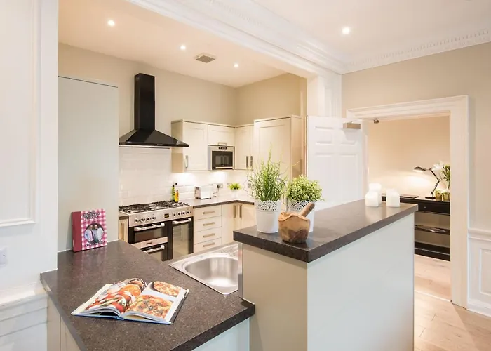 Frederick Street Apartment