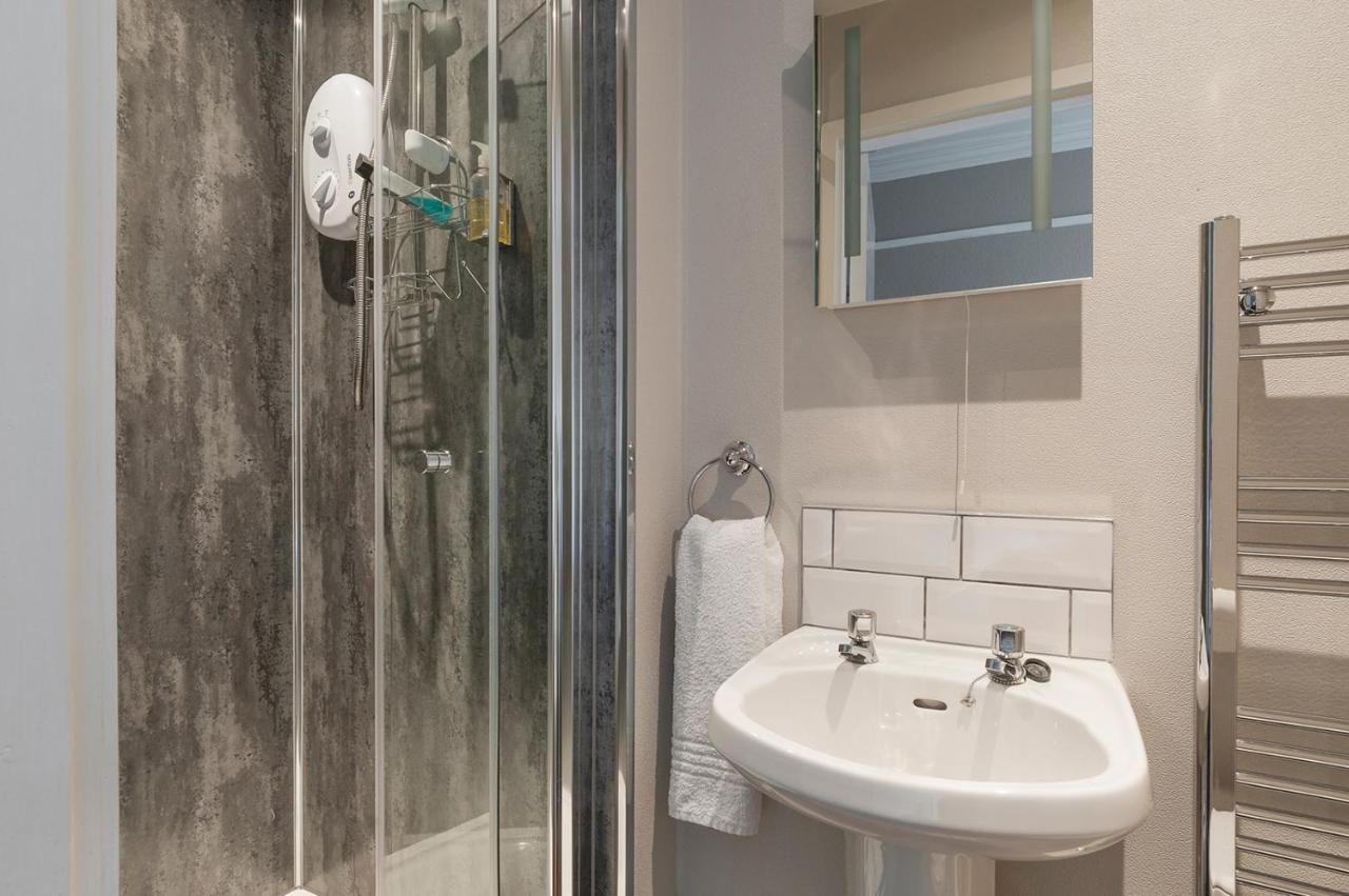 Aynetree Guest house Edinburgh