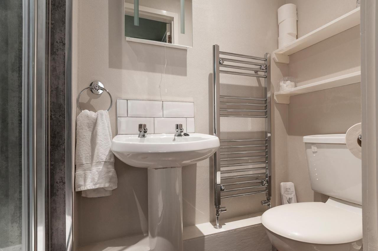 Aynetree Guest house Edinburgh