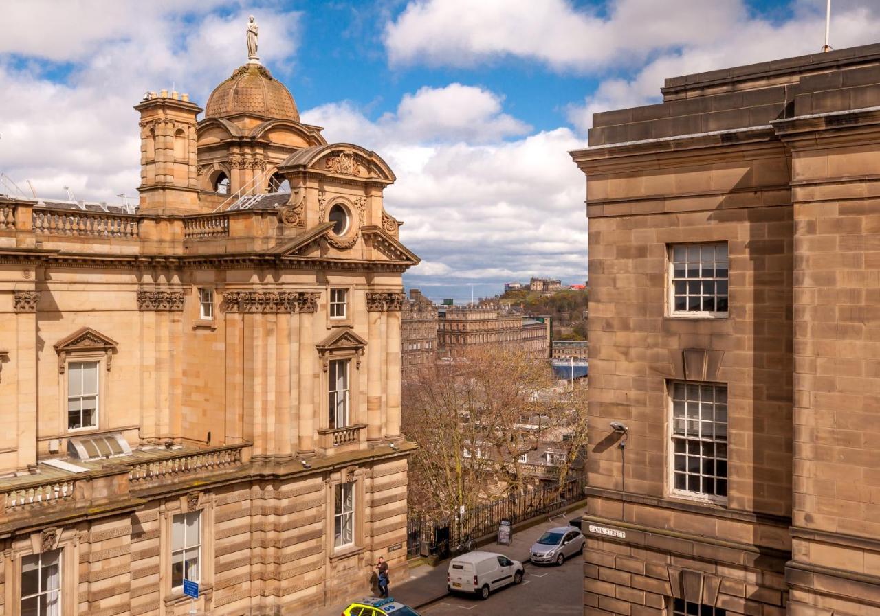 Bank St Royal Mile Edinburgh