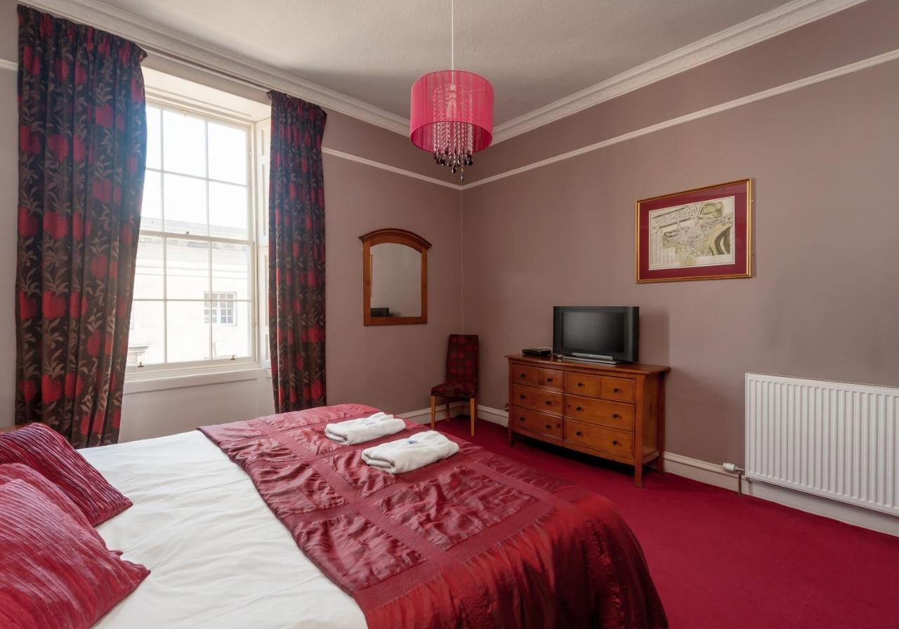 Bank St Royal Mile Apartment Edinburgh
