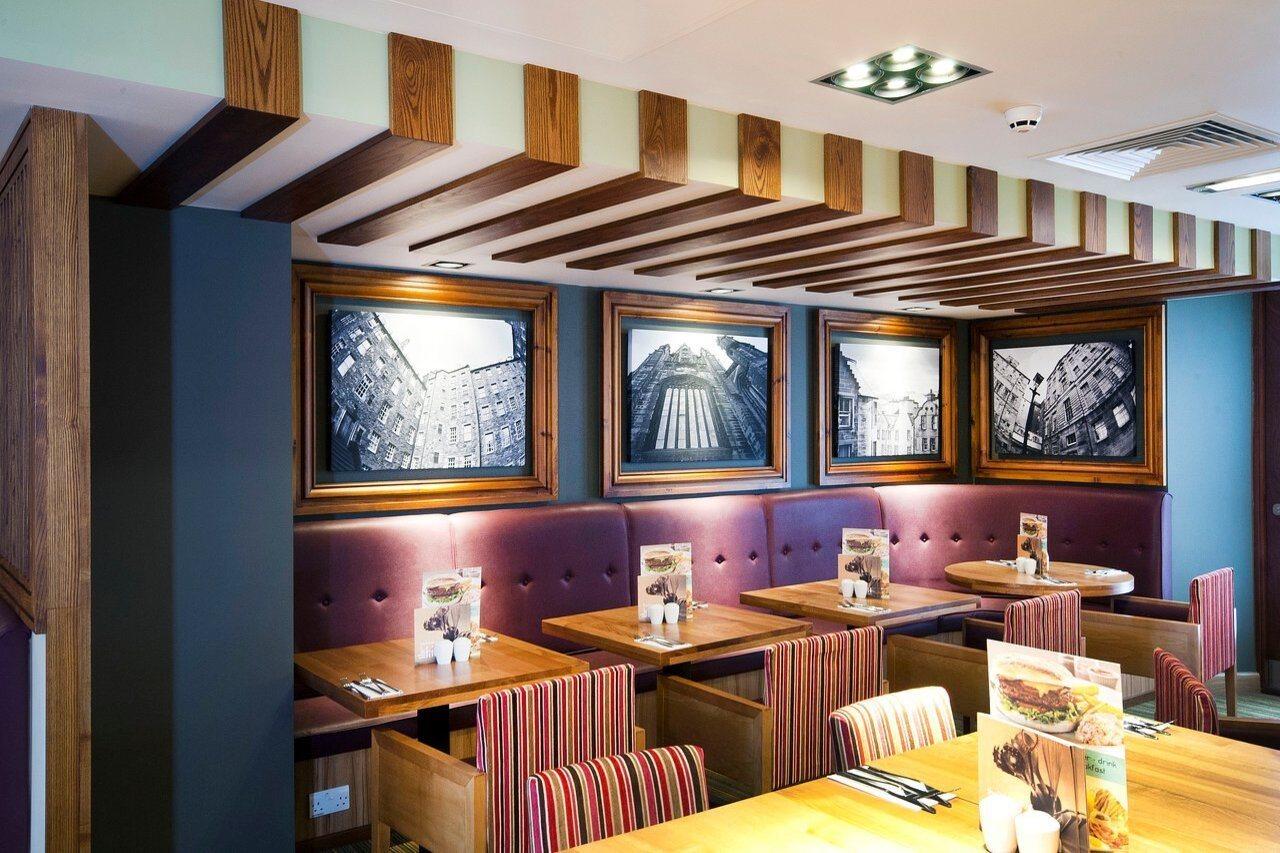 Hotel Premier Inn Edinburgh Princes Street