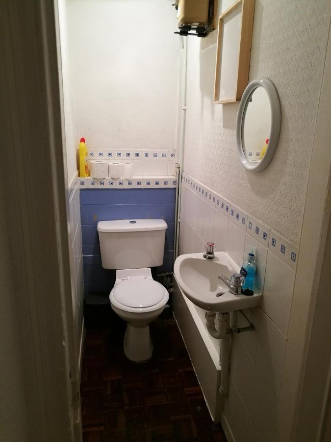 Apartment Clerk Street *