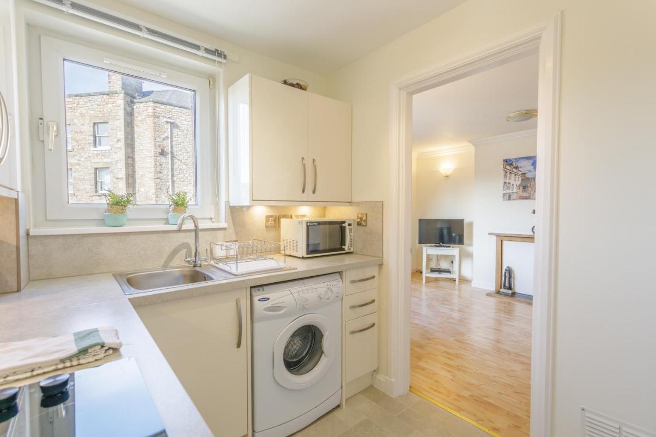 Pleasance Apartment *