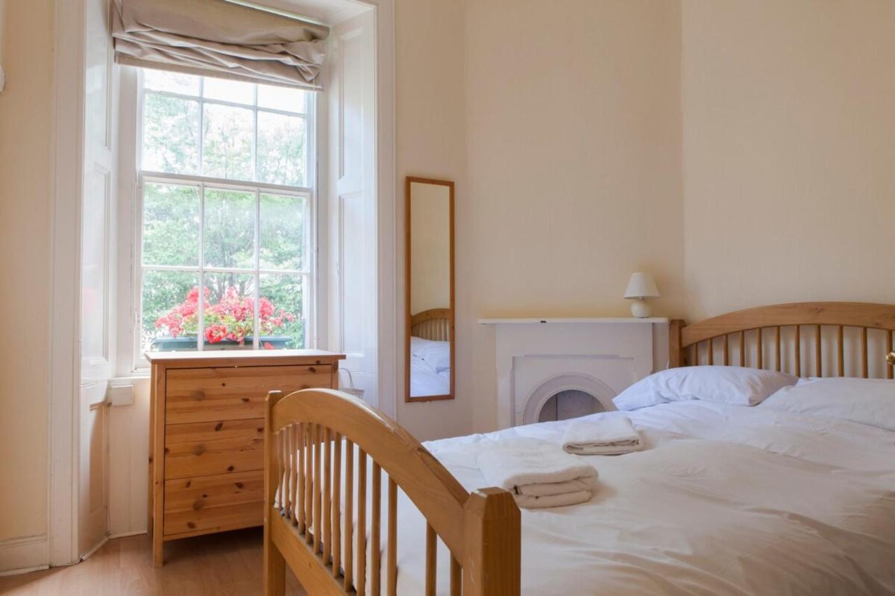 Apartment 1 Bedroom On Charming St Stephen Street *