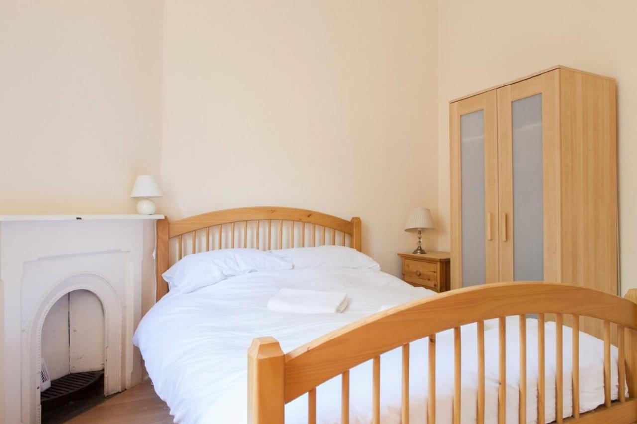 1 Bedroom On Charming St Stephen Street * Edinburgh