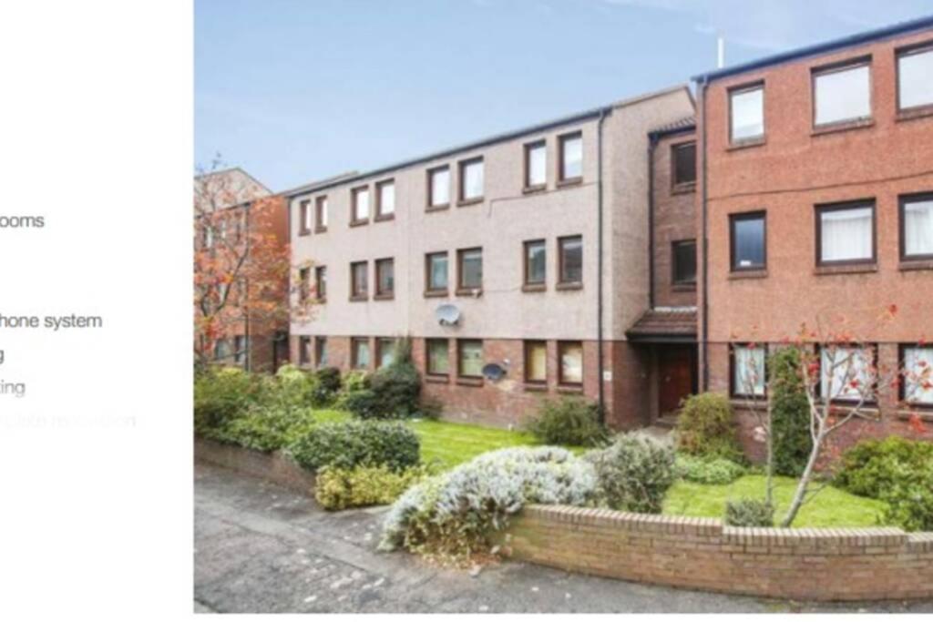 Chic 2 Bed With Free Parking- Recently Redecorated, 10 Minutes To Centre * Edinburgh