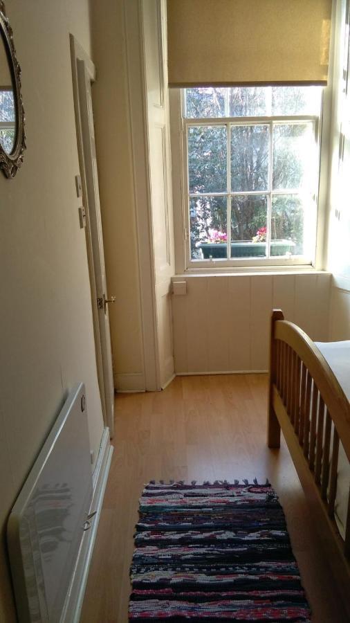 Apartment 1 Bedroom On Charming St Stephen Street Edinburgh
