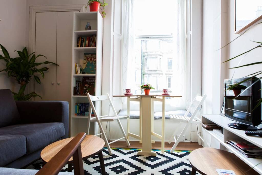 Apartment Cosy Flat Next To Cool Neighbourhood EDI