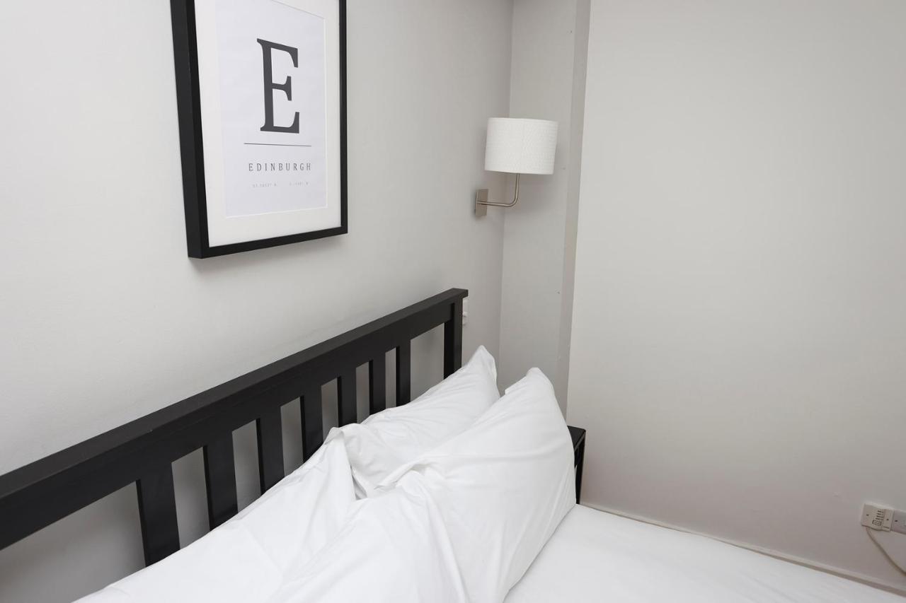 Joivy 1 Bed Flat, Heart Of Grassmarket * Edinburgh