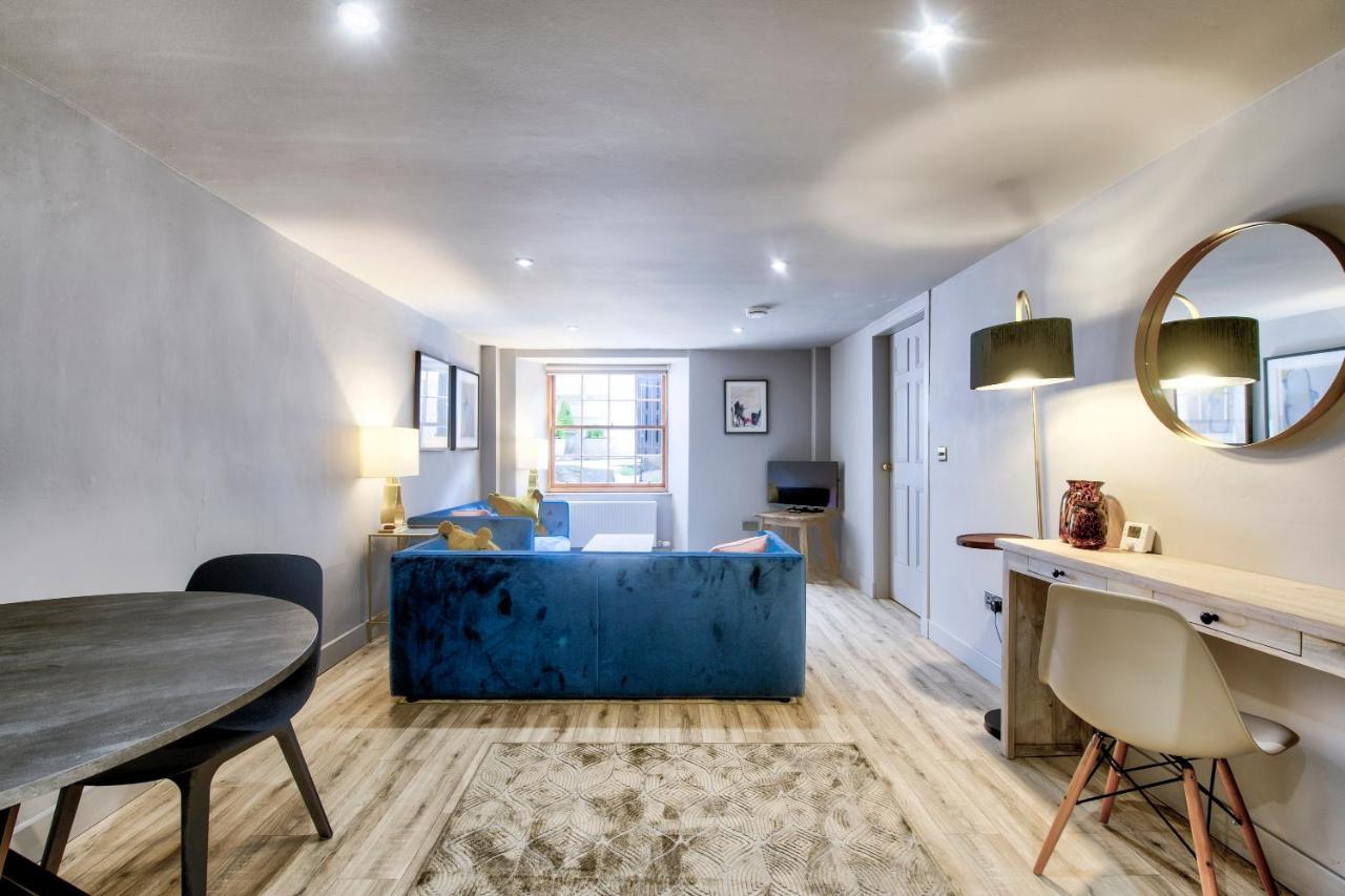 Scotland St - Stylish In Famous Edinburgh's New Town *