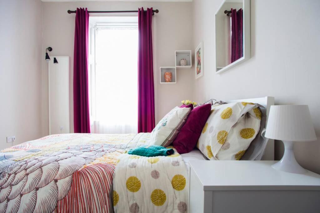 Cosy Flat Next To Cool Neighbourhood * Edinburgh