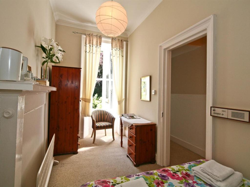 Halcyon House Guest house Edinburgh