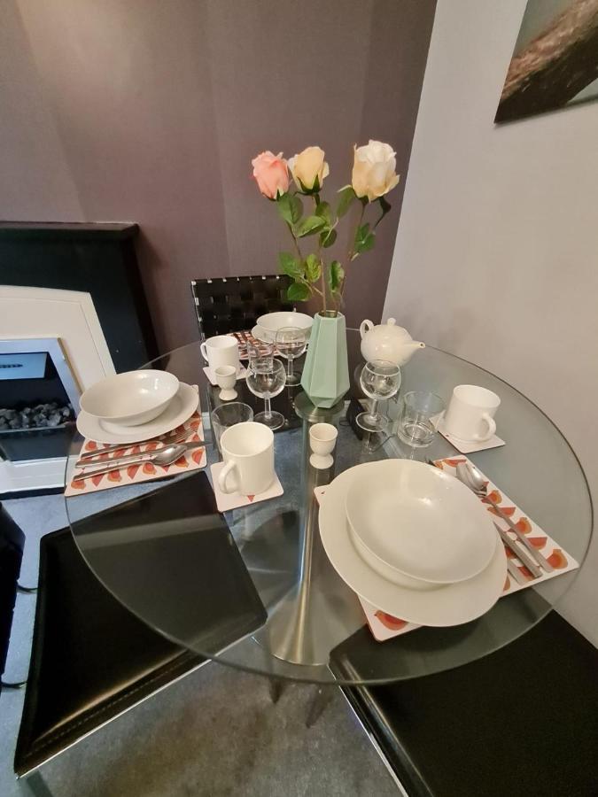 Old Town 1-bedroom With Free Parking *