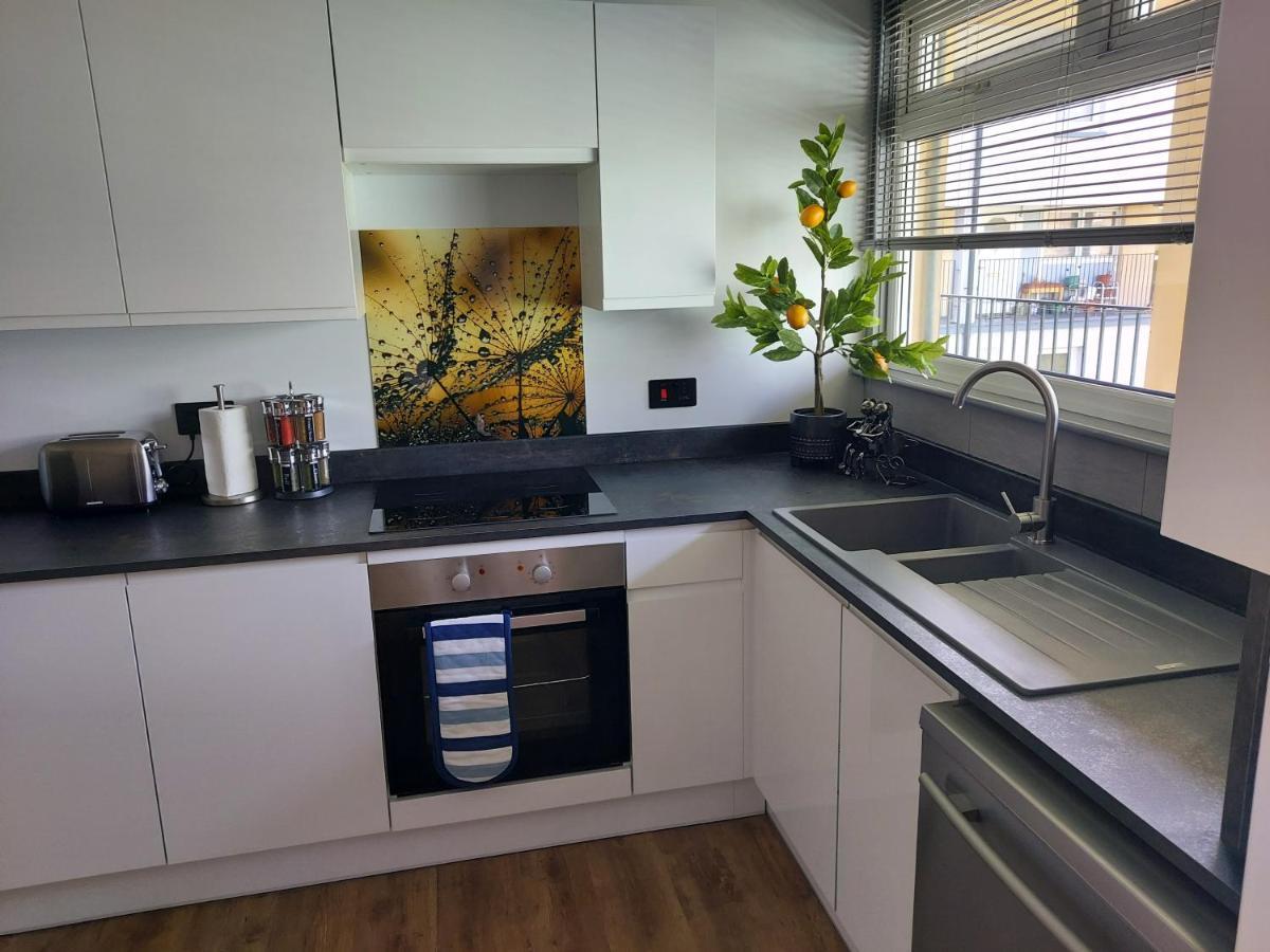 Holyrood New Apartment Edinburgh