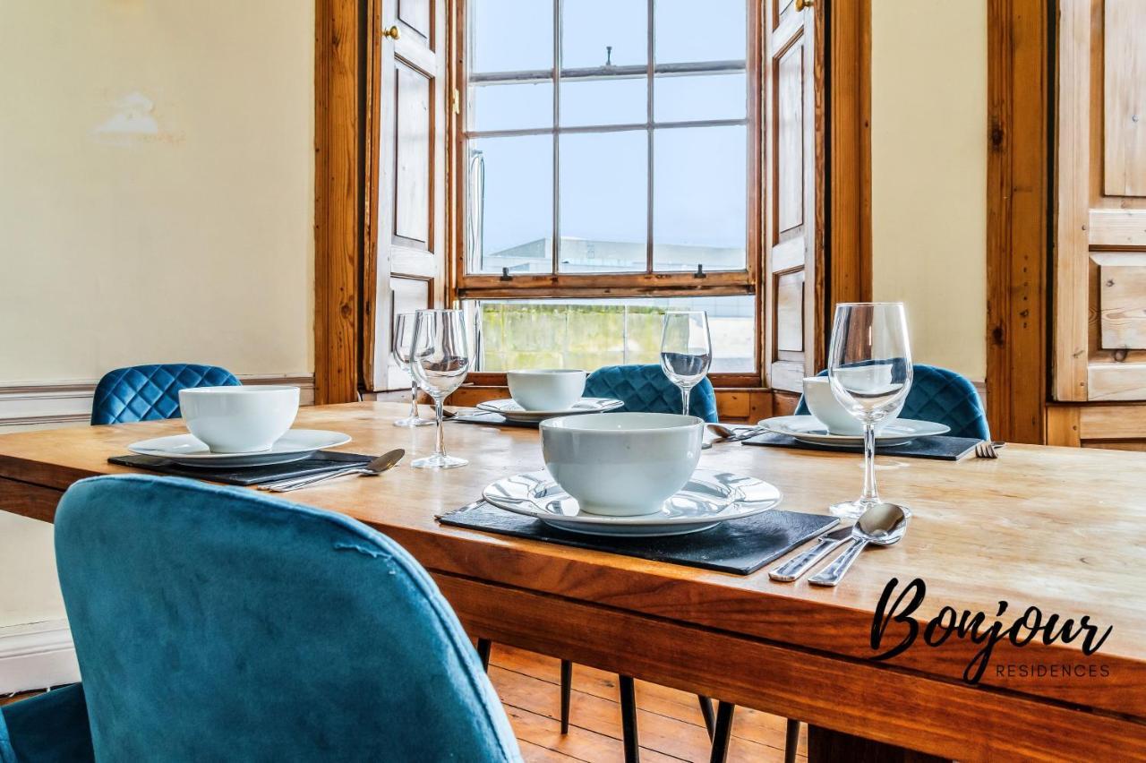 New Town 3br-1ba, St. James Centre - Free Parking By Bonjour Residences