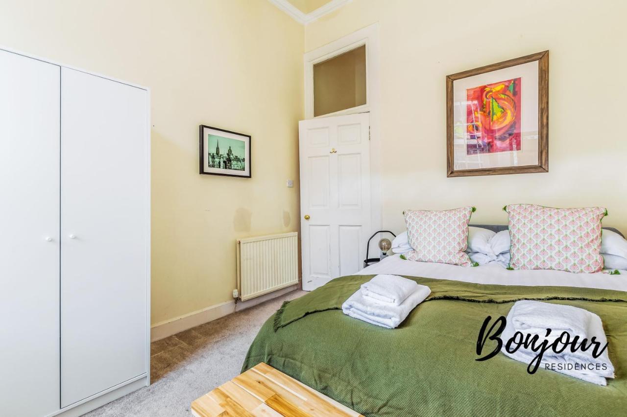 New Town 3br-1ba, St. James Centre - Free Parking By Bonjour Residences Apartment EDI