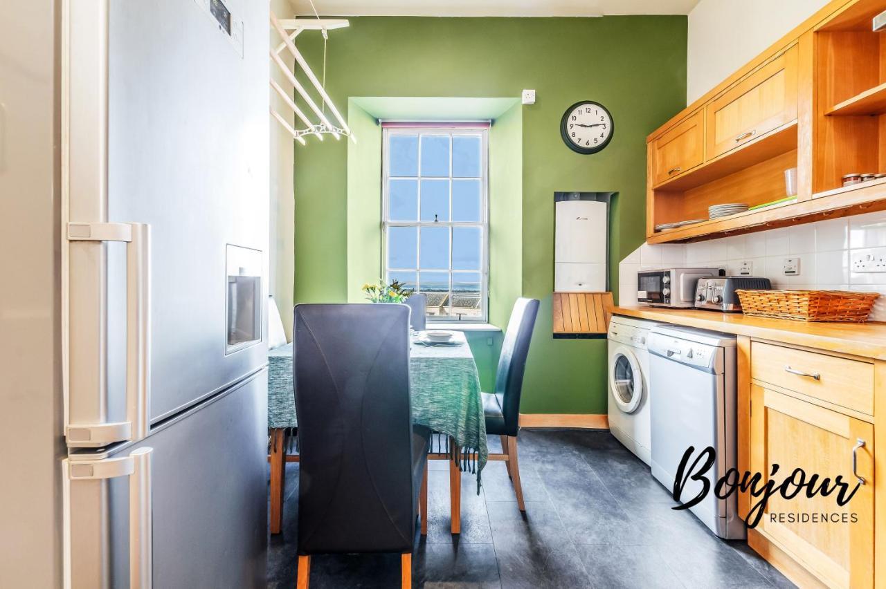 New Town 3br-1ba, St. James Centre - Free Parking By Bonjour Residences EDI