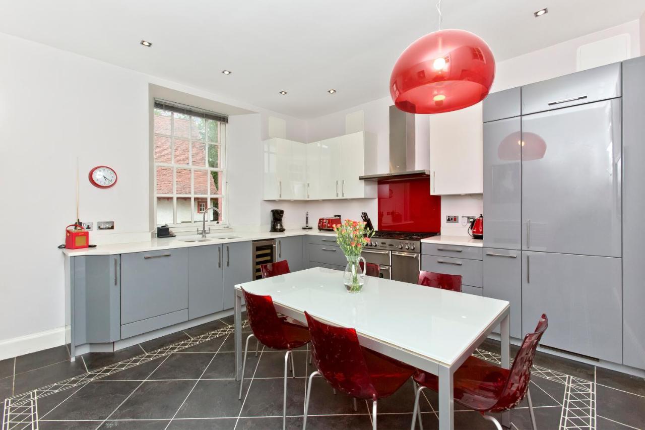 Apartment Luxury 3-bedroom With Stunning Views At Ramsay Garden *