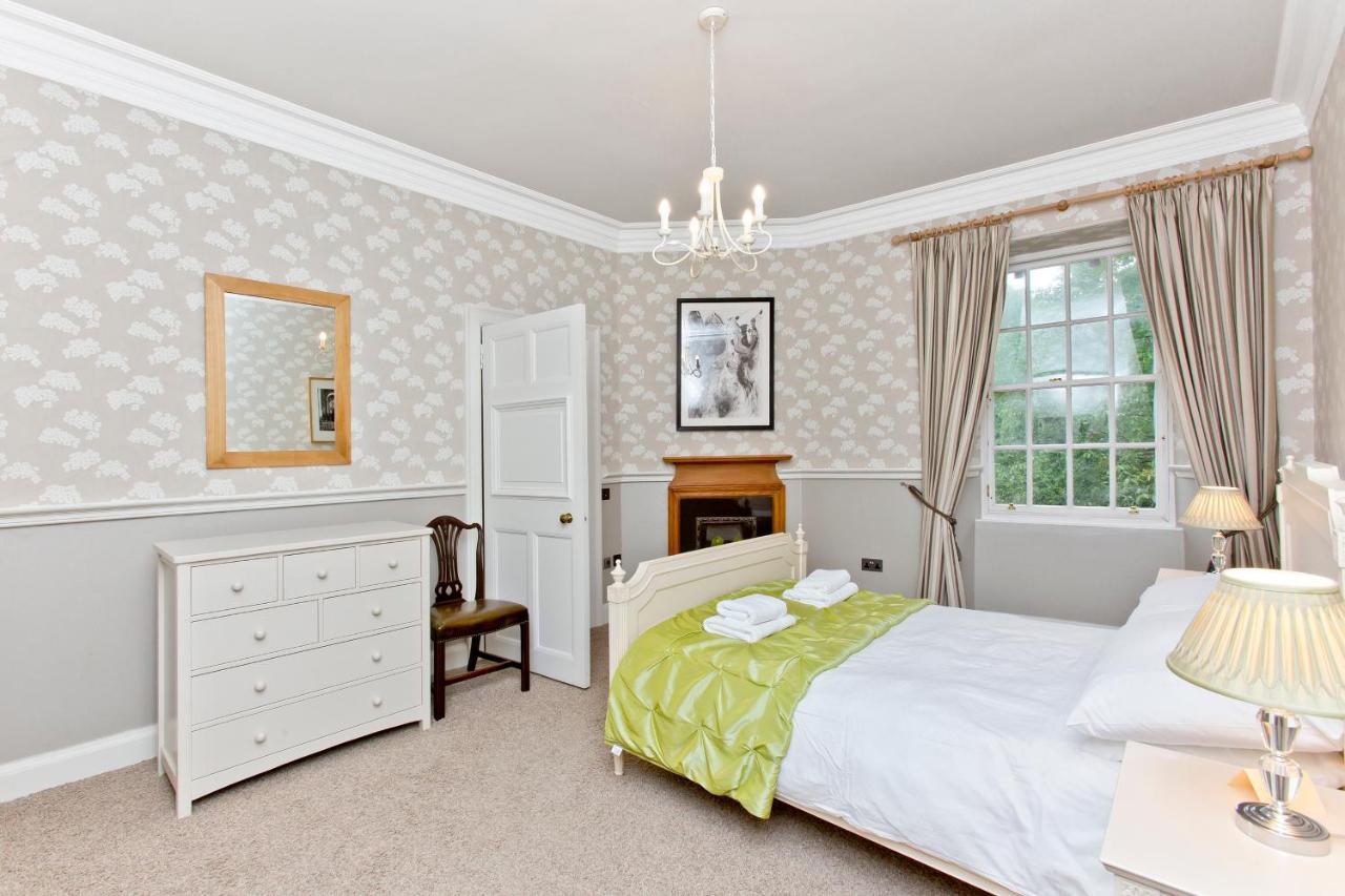Apartment Luxury 3-bedroom With Stunning Views At Ramsay Garden EDI