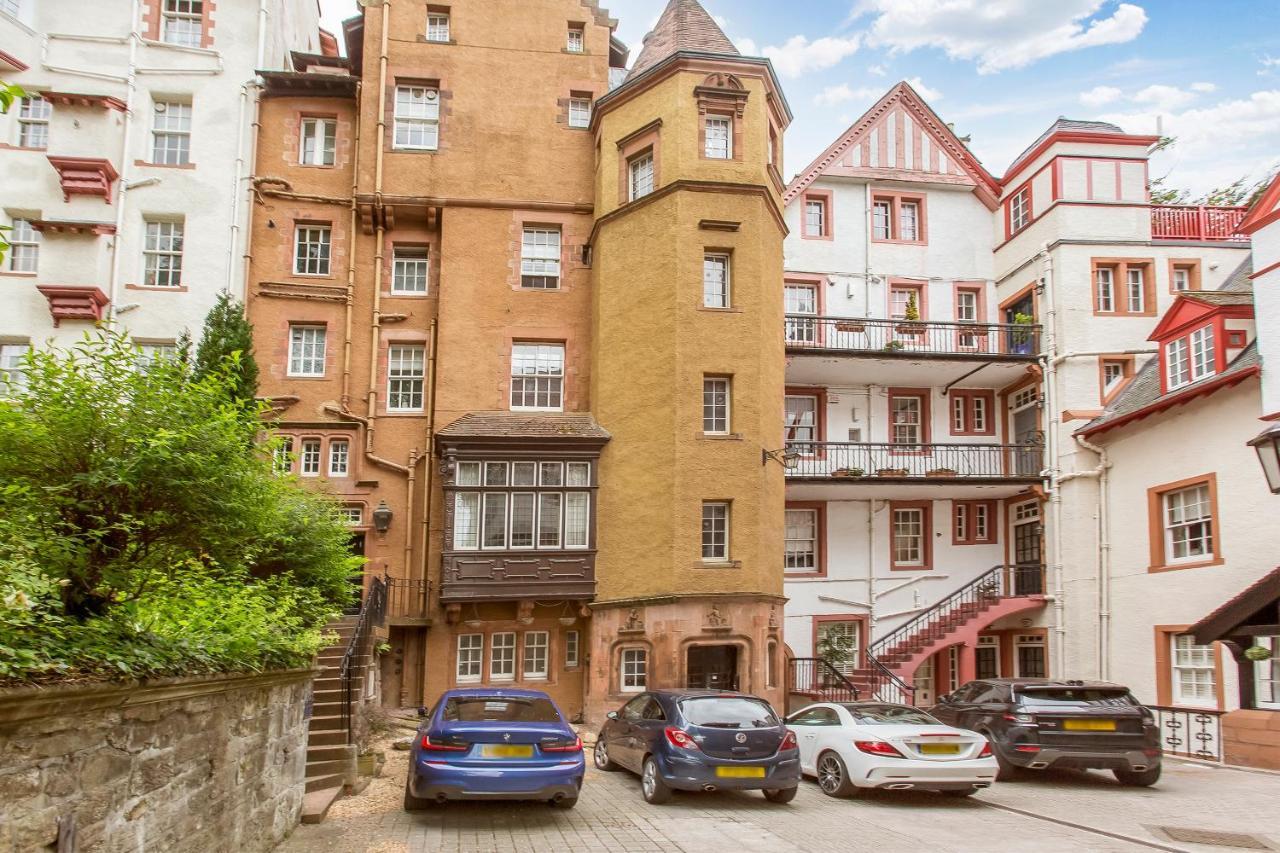 Luxury 3-bedroom With Stunning Views At Ramsay Garden Apartment *