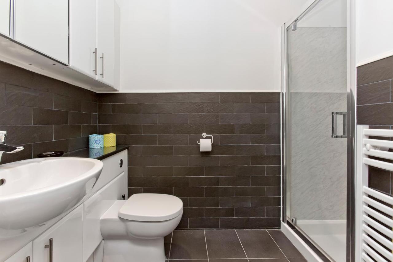 Luxury 3-bedroom With Stunning Views At Ramsay Garden Apartment *