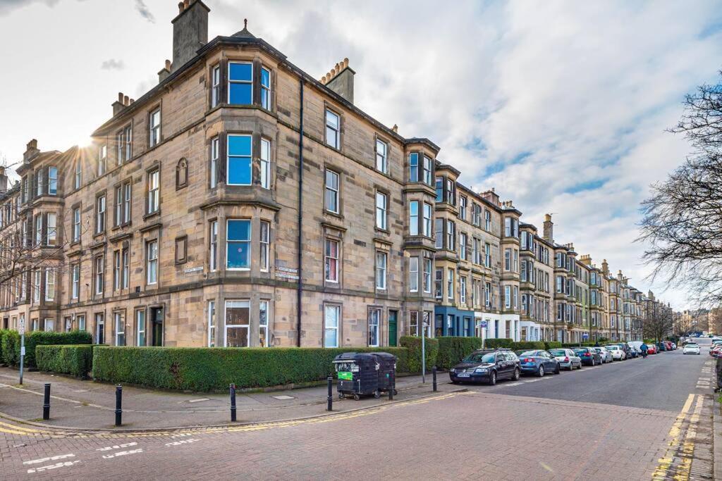 Apartment Brunton Gardens, Montgomery Street