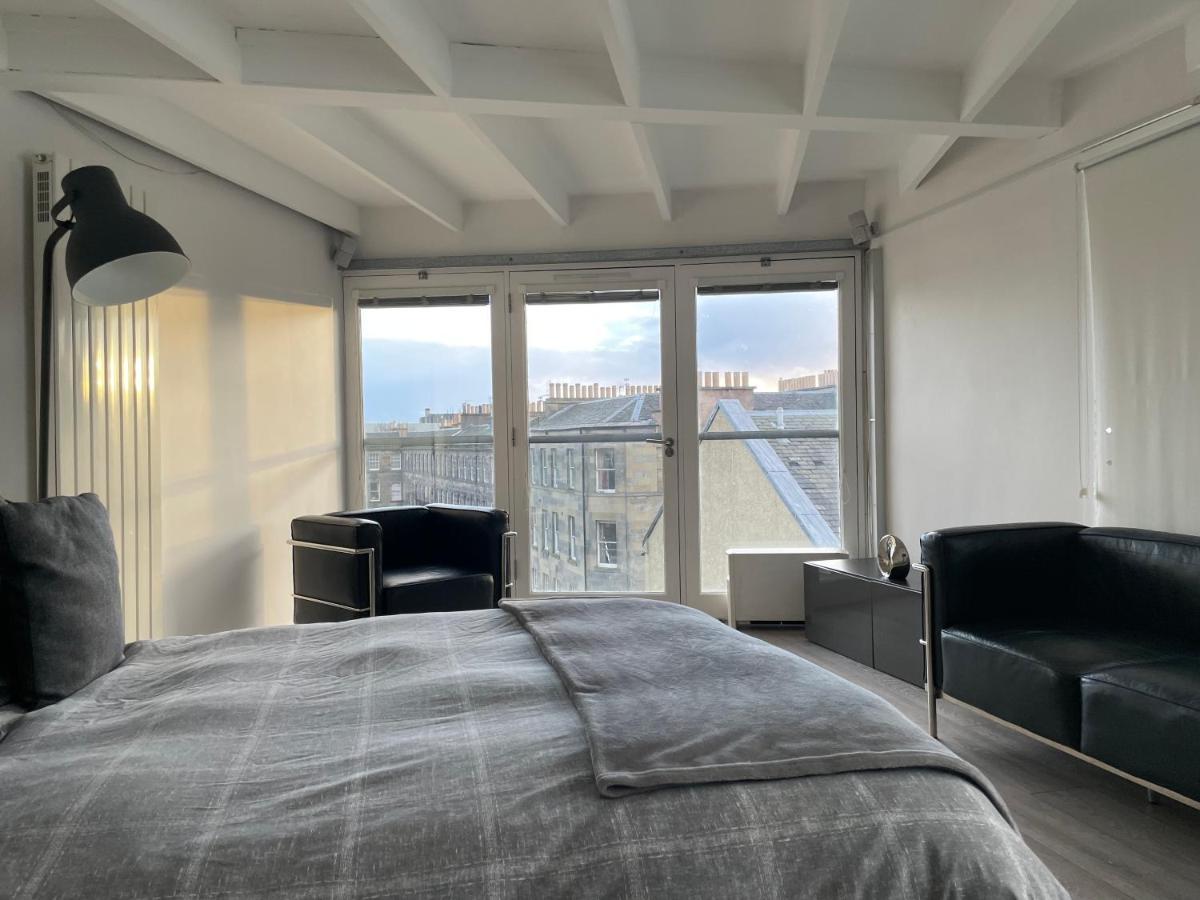 Lovely 1-bed In * Edinburgh