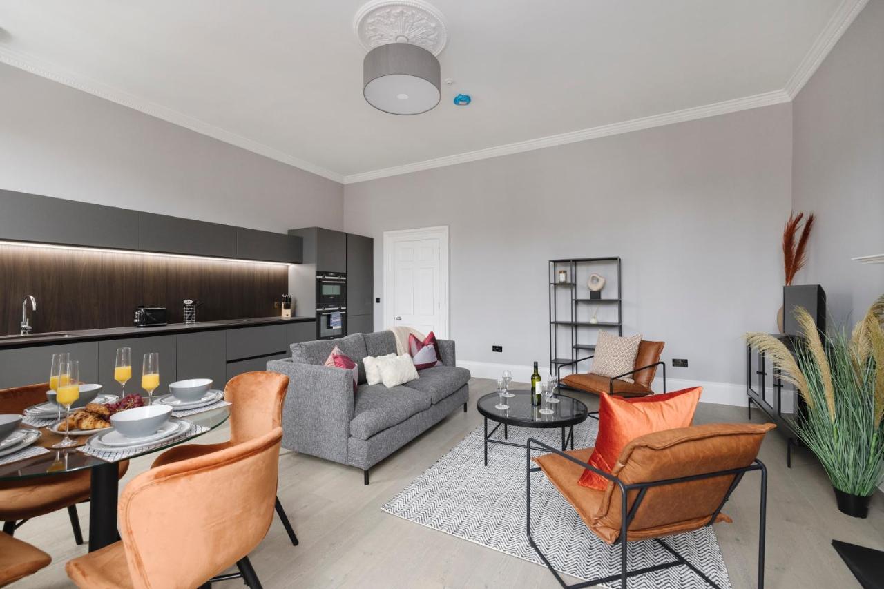 Joivy Luxurious On Notable George Street Edinburgh