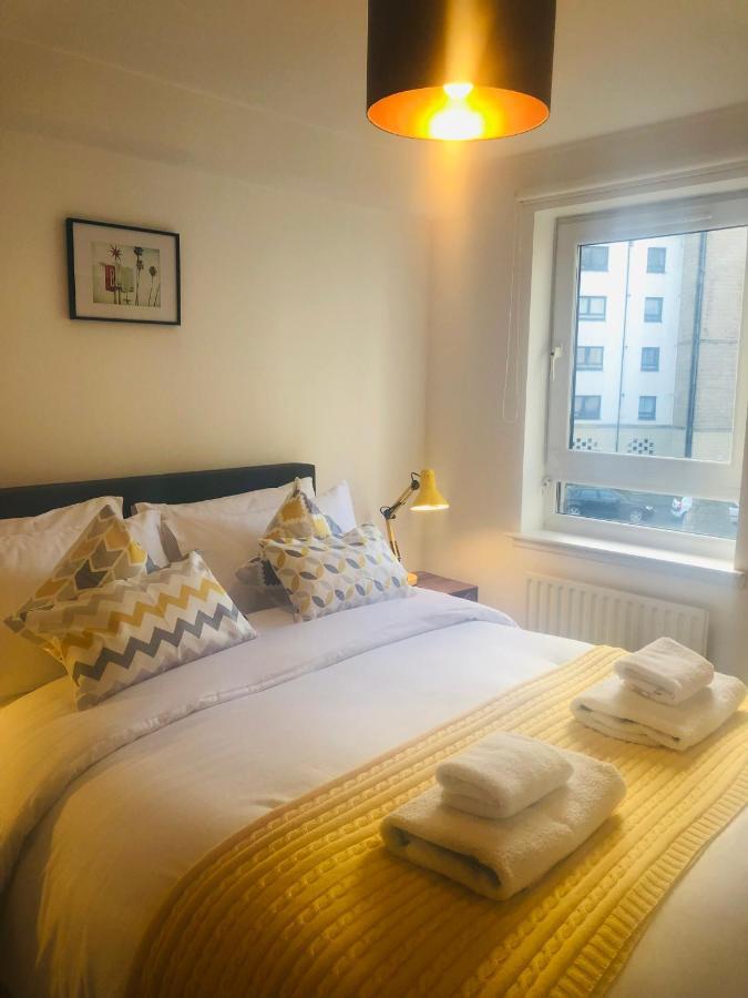 2 Bath Free Parking Apartment EDI