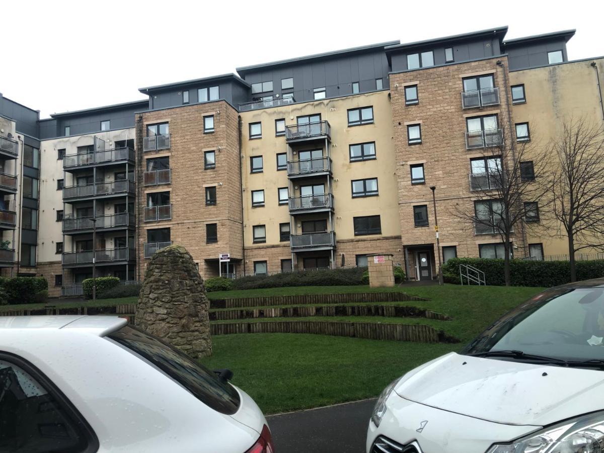 2 Bath Free Parking * EDI