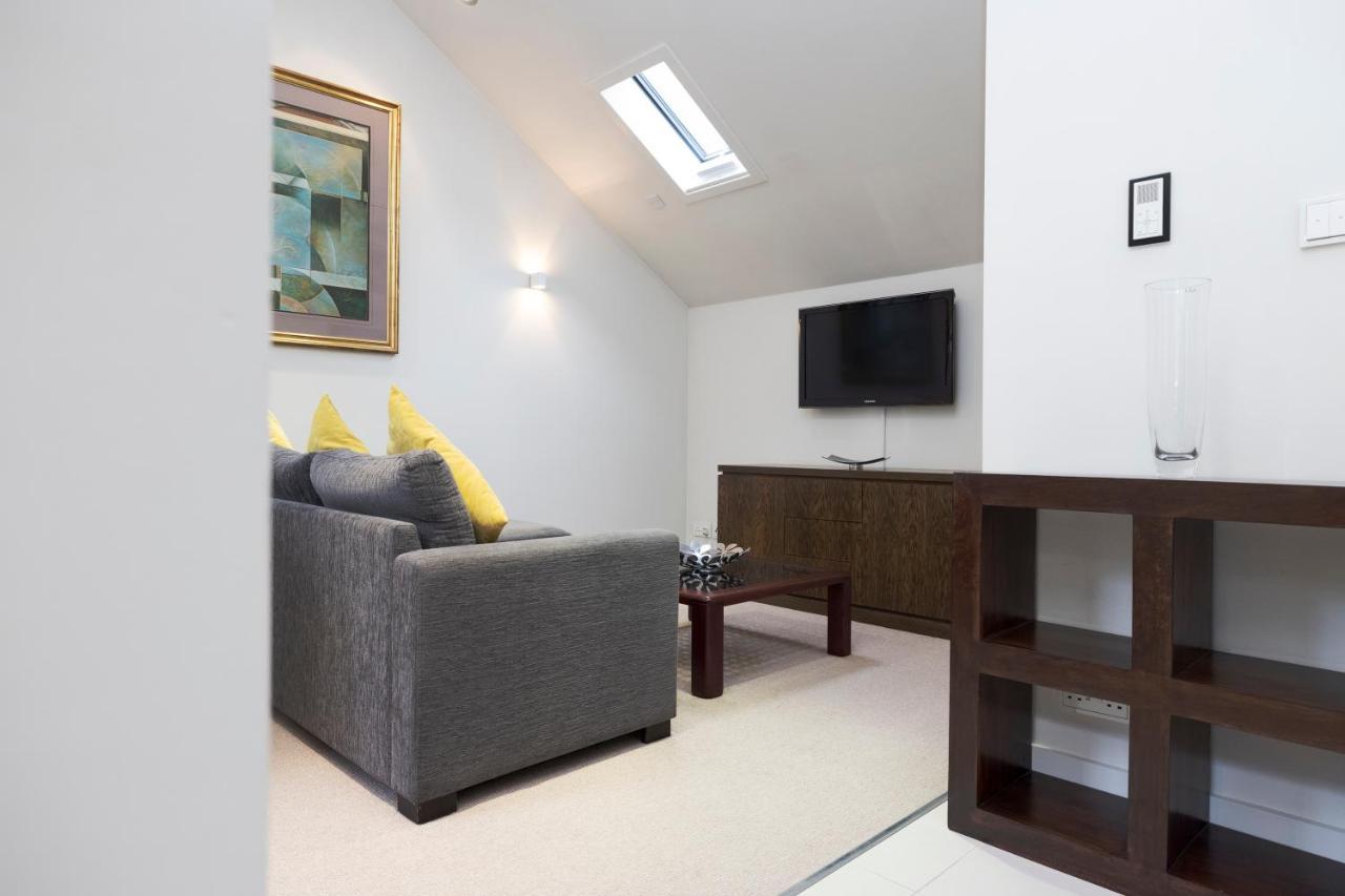 Joivy Contemporary And Vibrant 1br Flat Near Princes Street Apartment