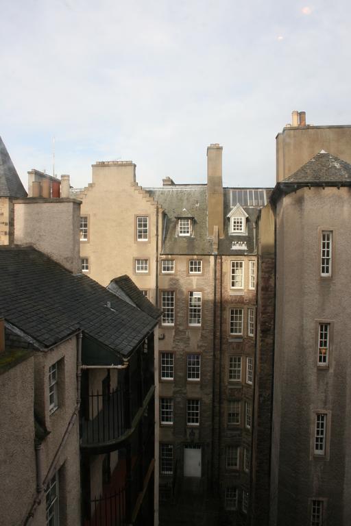 Royal Mile Budget Apartment