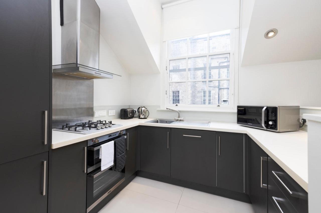 Apartment Joivy Contemporary And Vibrant 1br Flat Near Princes Street
