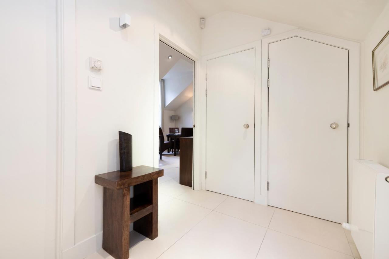 Apartment Joivy Contemporary And Vibrant 1br Flat Near Princes Street