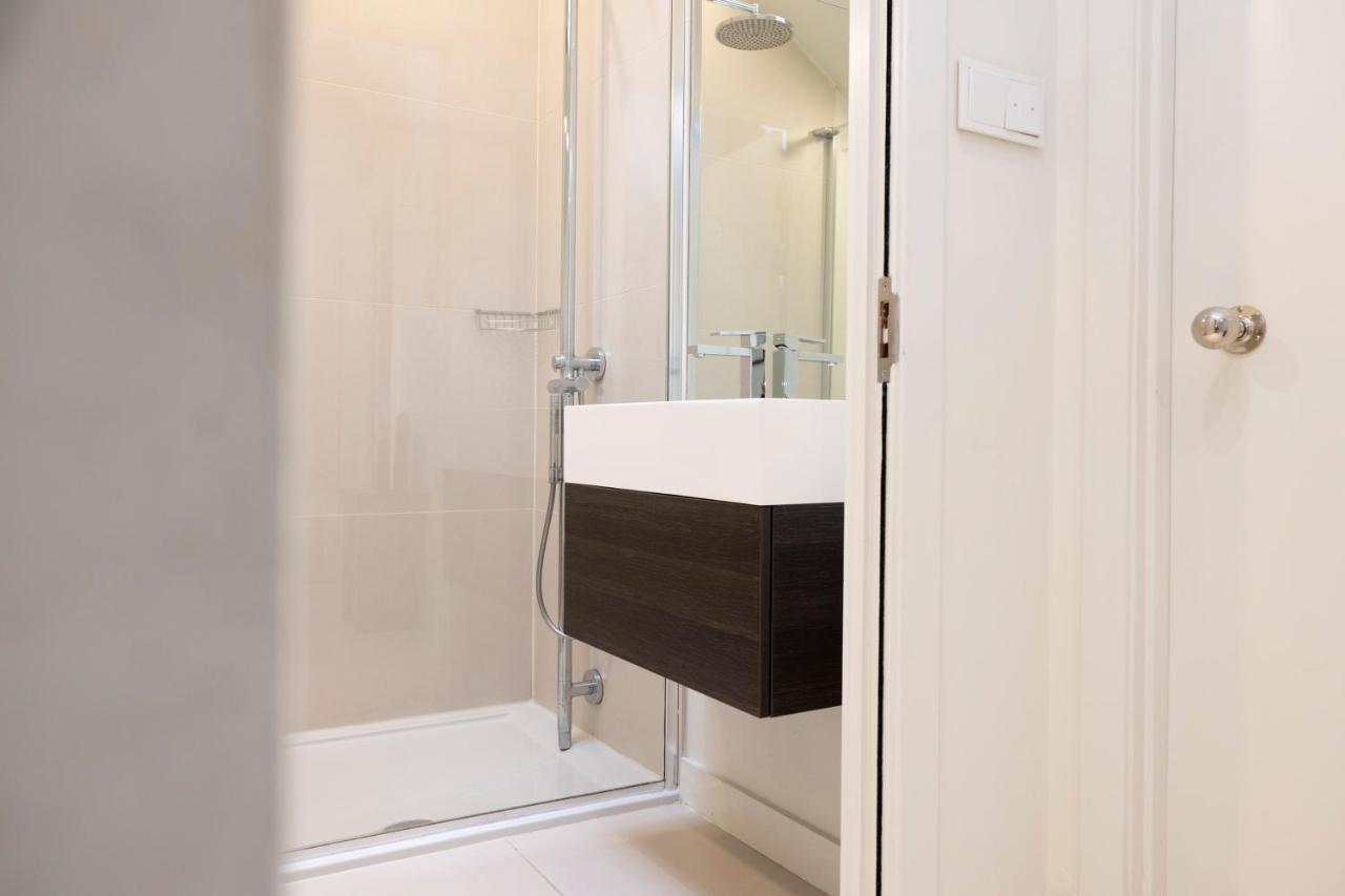 Joivy Contemporary And Vibrant 1br Flat Near Princes Street Apartment