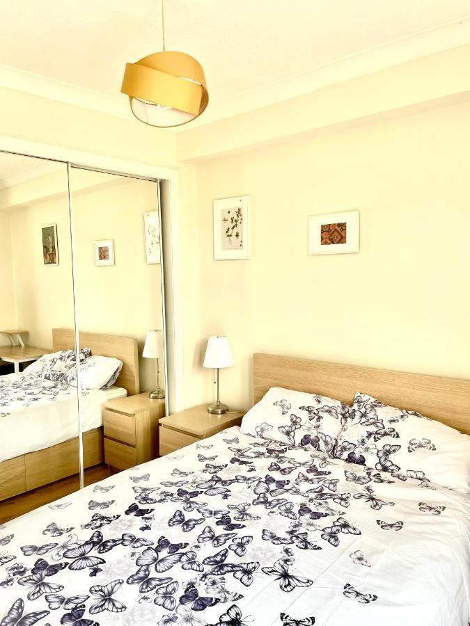 Mayfield Apartment