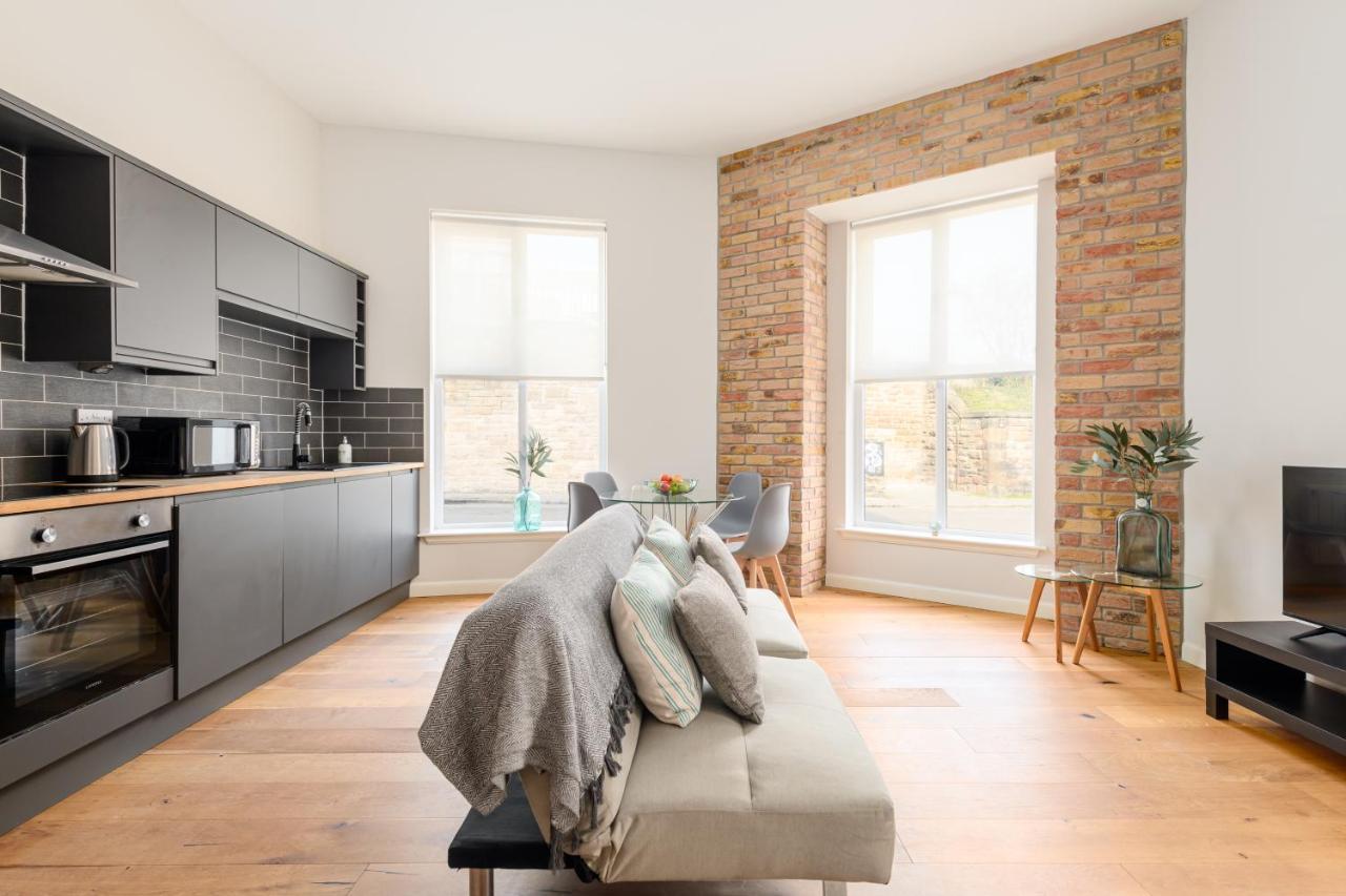 Apartment Spacious And Bright 2Bdr 2Ba Apartment