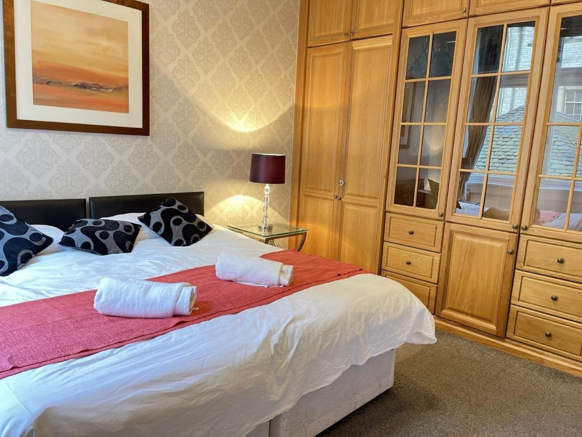 Royal Mile Mansions 2 Bedroom - Centre *