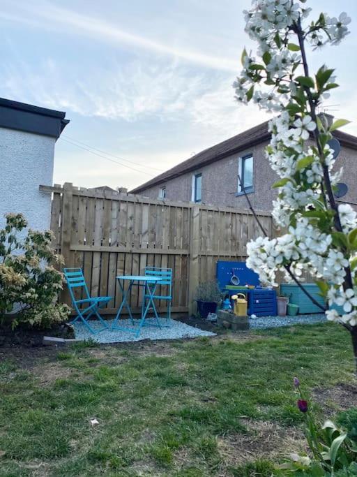 3 Bedroom Well Connected Family Free Parking