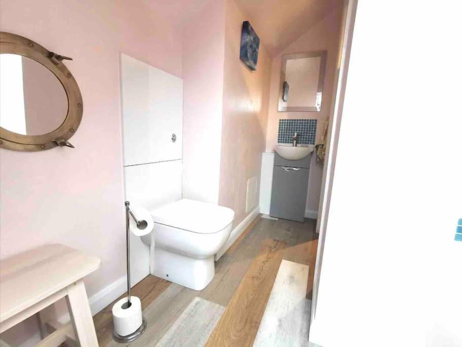 3 Bedroom Well Connected Family Free Parking * Edinburgh