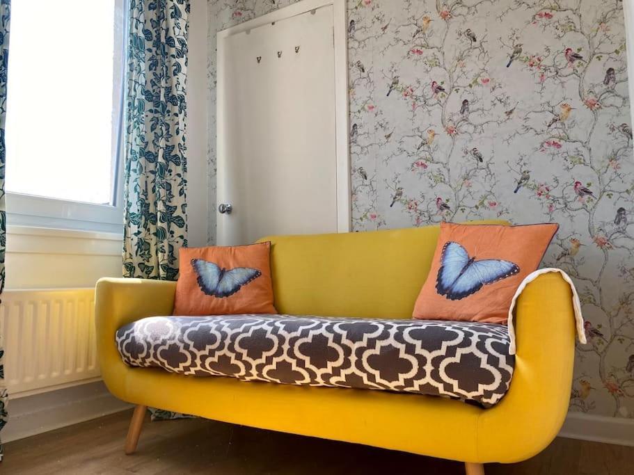 3 Bedroom Well Connected Family Free Parking *