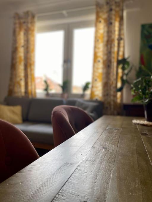 3 Bedroom Well Connected Family Free Parking Edinburgh