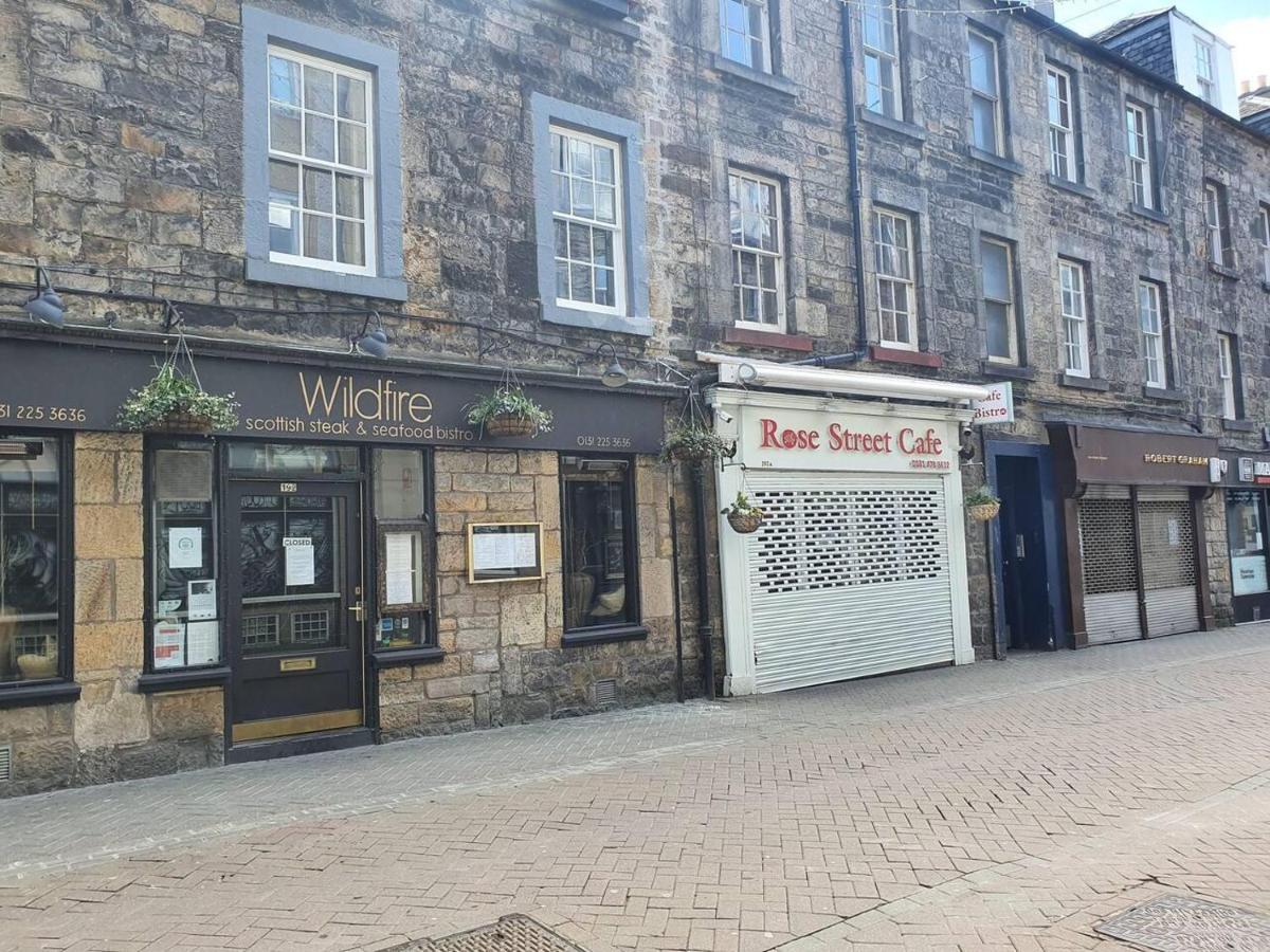 Apartment Lovely 2 Bedroom Flat In The Heart Of The