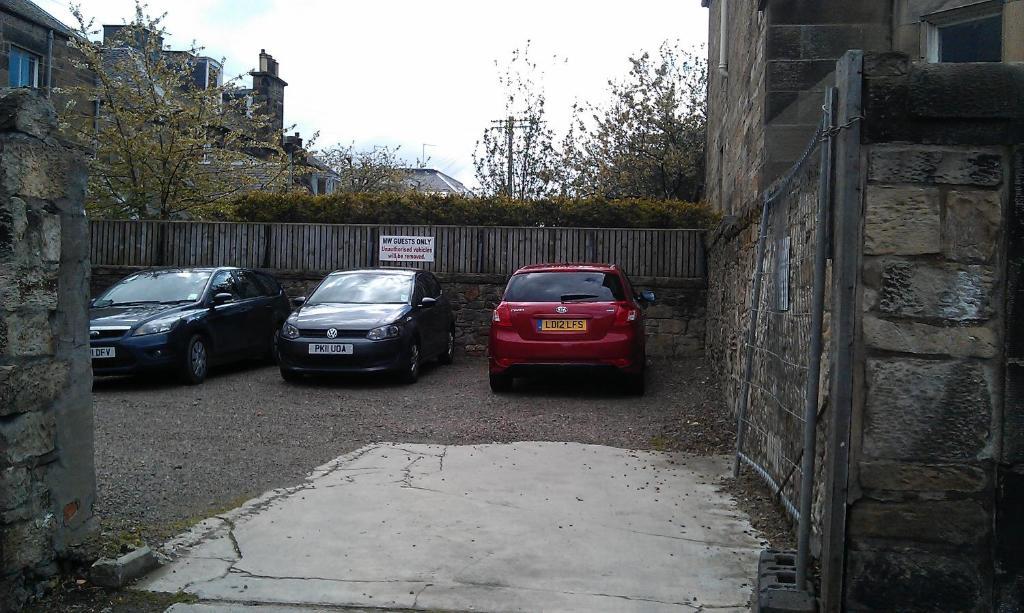 Mw Townhouse 4*